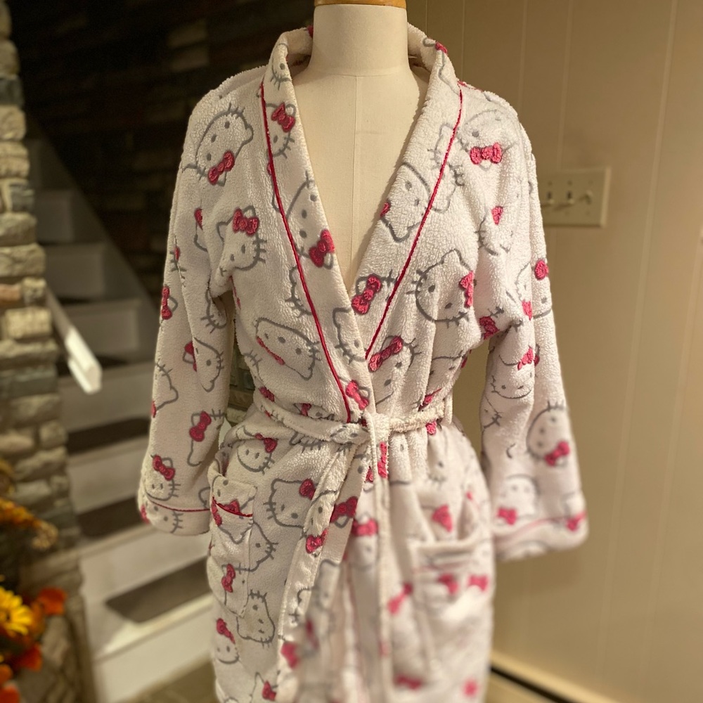 Hello Kitty Robe